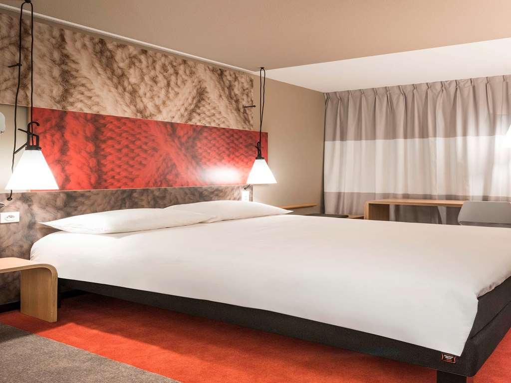 Ibis Archamps Porte De Geneve Room photo