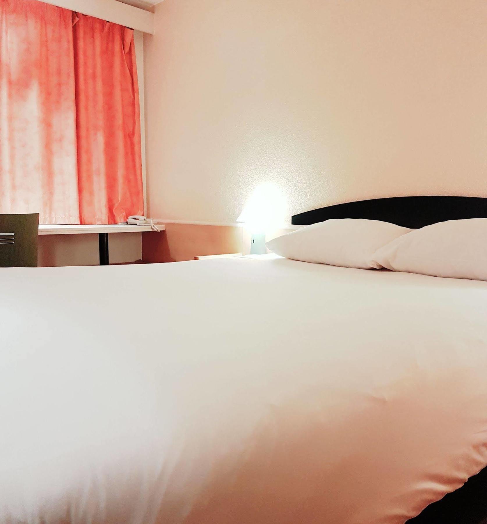 Ibis Archamps Porte De Geneve Exterior photo