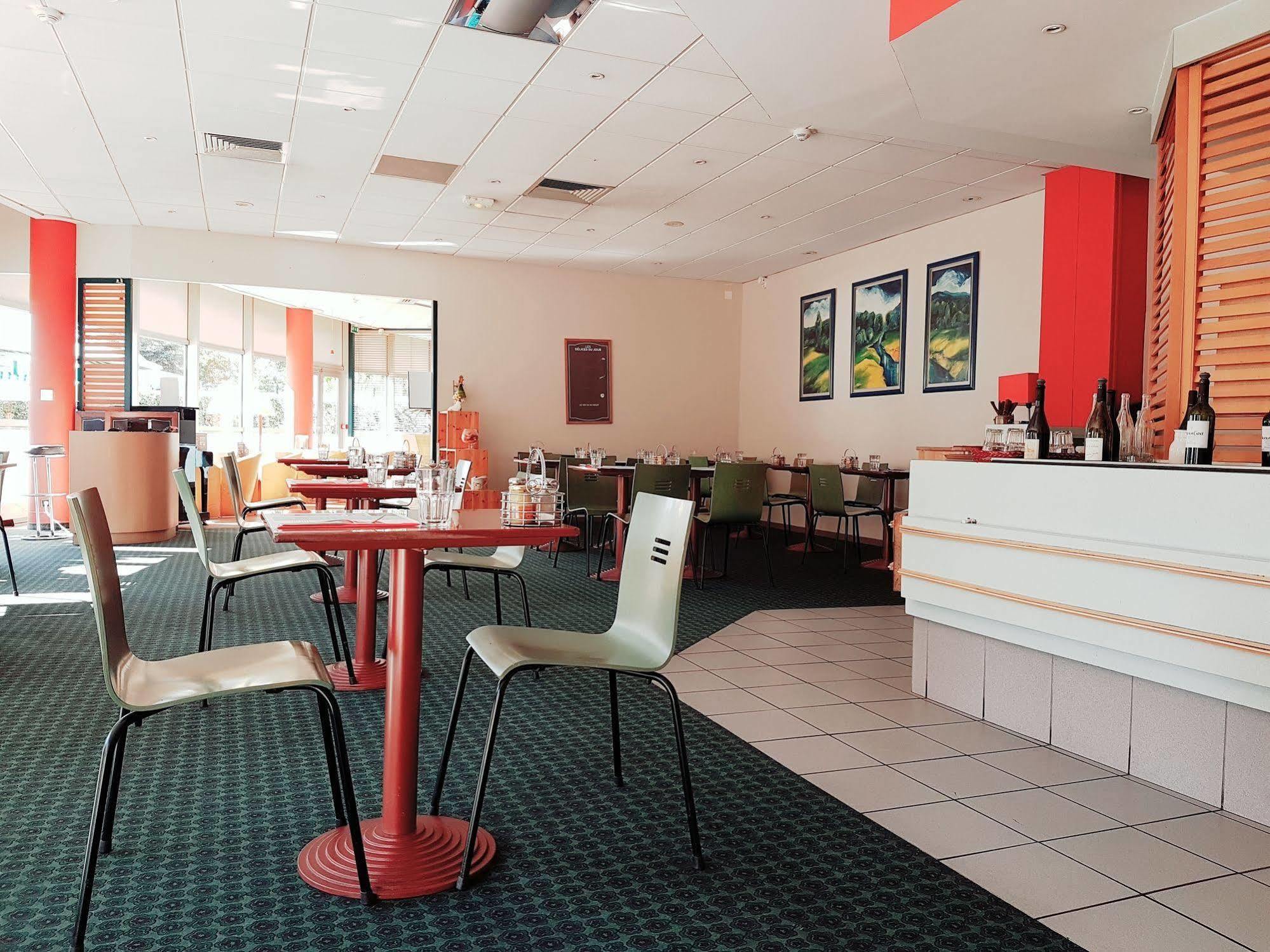 Ibis Archamps Porte De Geneve Exterior photo